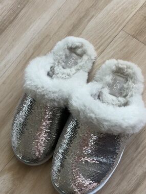 UGG Metallic Sequin Clog Slippers - Silver & Gray